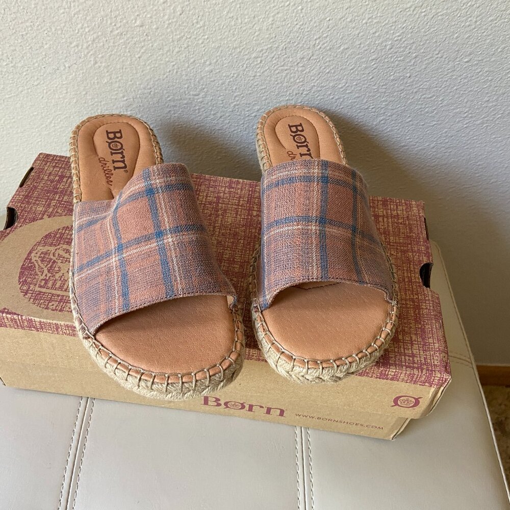 BORN SAN BENITO SANDALS SZ 8
